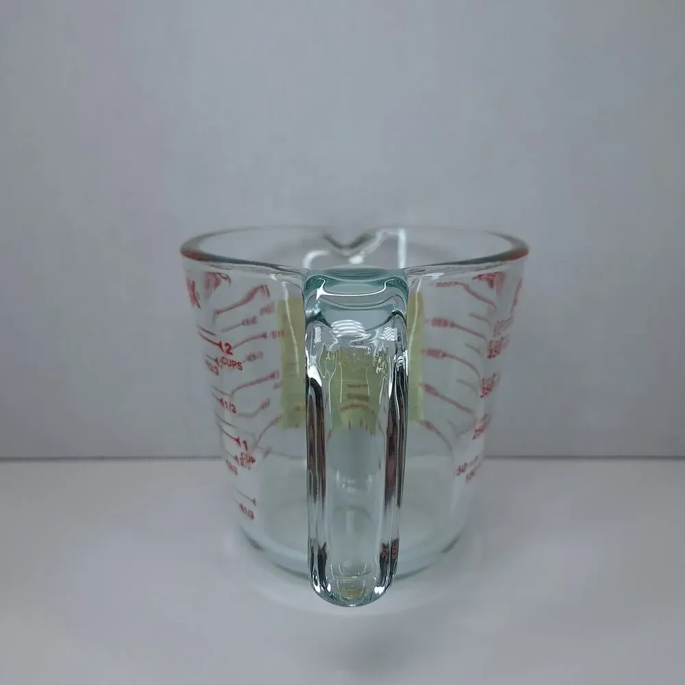 Pyrex cup 16oz